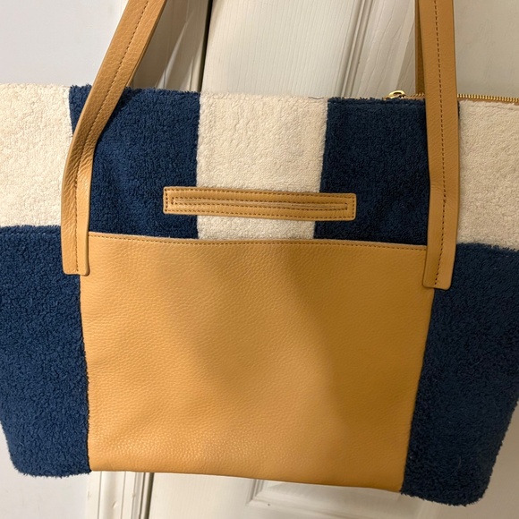 Hammitt Addie Large Pebble Leather Cabana Stripe Tote Bag - Picture 4 of 9